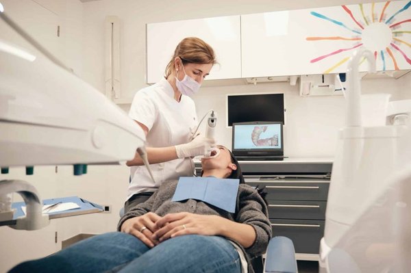 Comment trouver un dentiste expert pour vos enfants ?